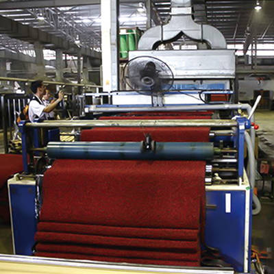 Ligne de production de tapis en PVC souple